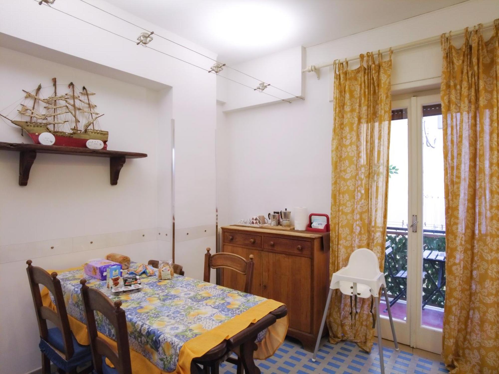 Casa Alessandro Casa Maria Francesca Наполи Екстериор снимка