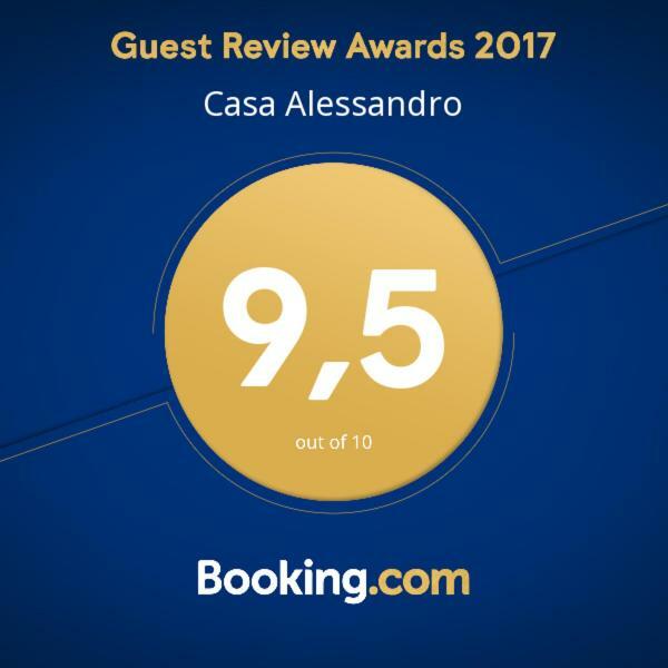 Casa Alessandro Casa Maria Francesca Наполи Екстериор снимка